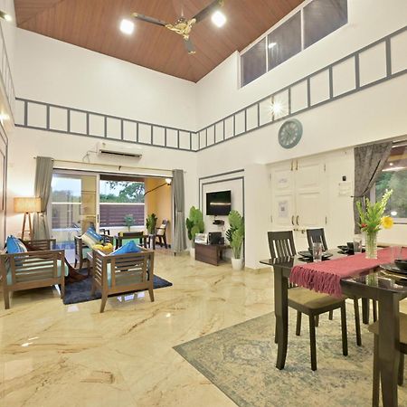Ekostay - Pinewood Villa Алибаг Экстерьер фото